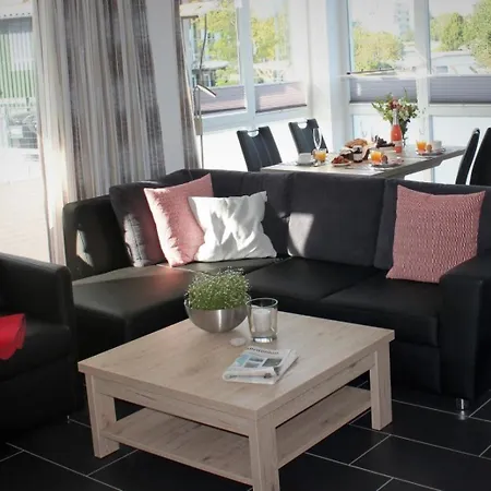 Sonnendeck 28 - *